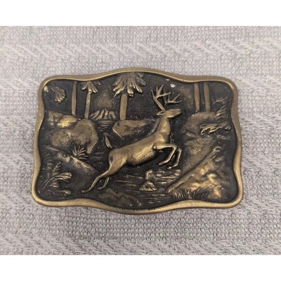 Vintage 1978 BTS Solid Brass Belt Buckle Deer Hunting Wilderness Made In USA - Picture 1 of 4